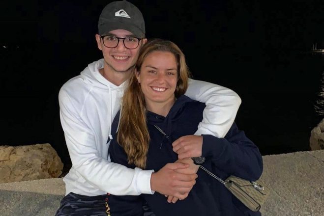 Μαρία Σάκκαρη: 5 χρόνια έρωτα με τον Κωνσταντίνο Μητσοτάκη – Οι λεπτομέρειες του γάμου τους και η διάσημη μητέρα της