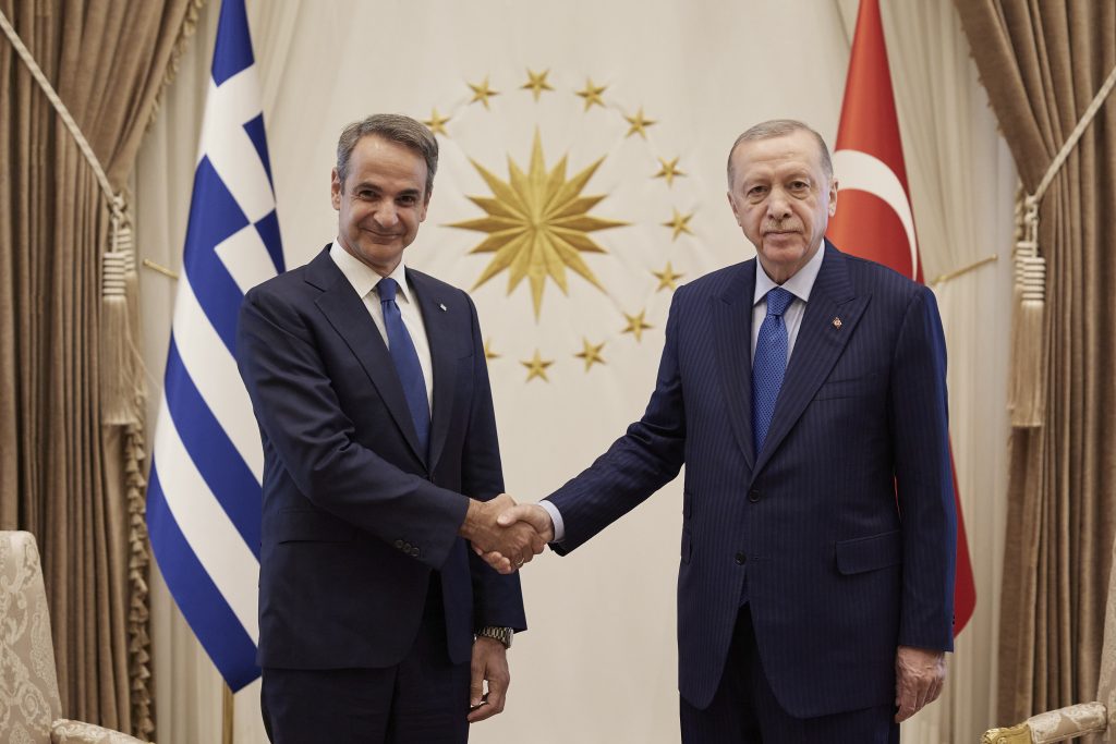 Κρίσιμες επαφές για άμυνα, ασφάλεια, οικονομία – Τα διπλωματικά ορόσημα του Φεβρουαρίου