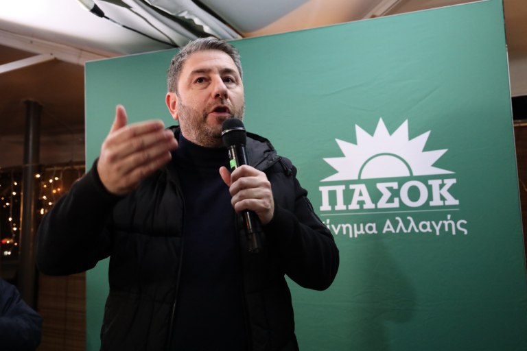 «Έτσι για την... αλλαγή»: Βίντεο Ανδρουλάκη στο Tik Tok για το κυκλοφοριακό στην Αττική