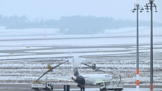 Γερμανία: Το αεροδρόμιο του Βερολίνου παραμένει κλειστό λόγω μαύρου πάγου