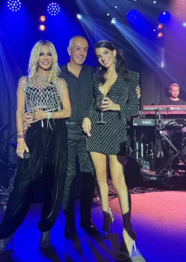 Η Άννα Βίσση αποχωρεί από την Panik Records – Business αποκλειστικά με την κουμπάρα της Δήμητρα Κούστα