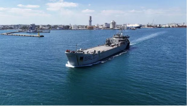 Κούβα: Δύο πολεμικά πλοία με ανθρωπιστική βοήθεια στέλνει το Μεξικό