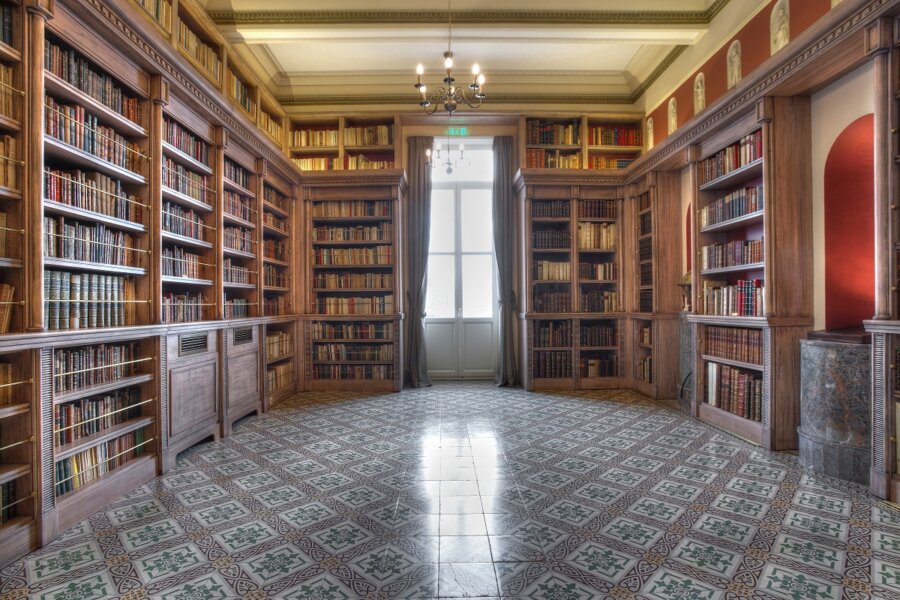 Ίδρυμα Αικατερίνης Λασκαρίδη: Ταξίδι στον χρόνο μέσα από την ατμοσφαιρική ιστορική βιβλιοθήκη του
