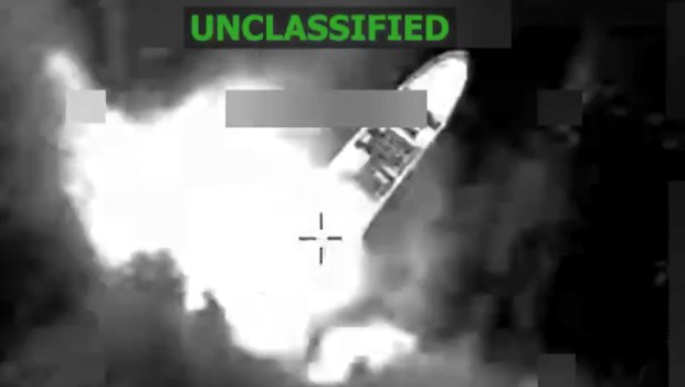 Ειρηνικός: Νέο πλήγμα των ΗΠΑ κατά ταχύπλοου με 2 νεκρούς - Κάλεσαν και το λιμενικό να διασώσει επιζώντα