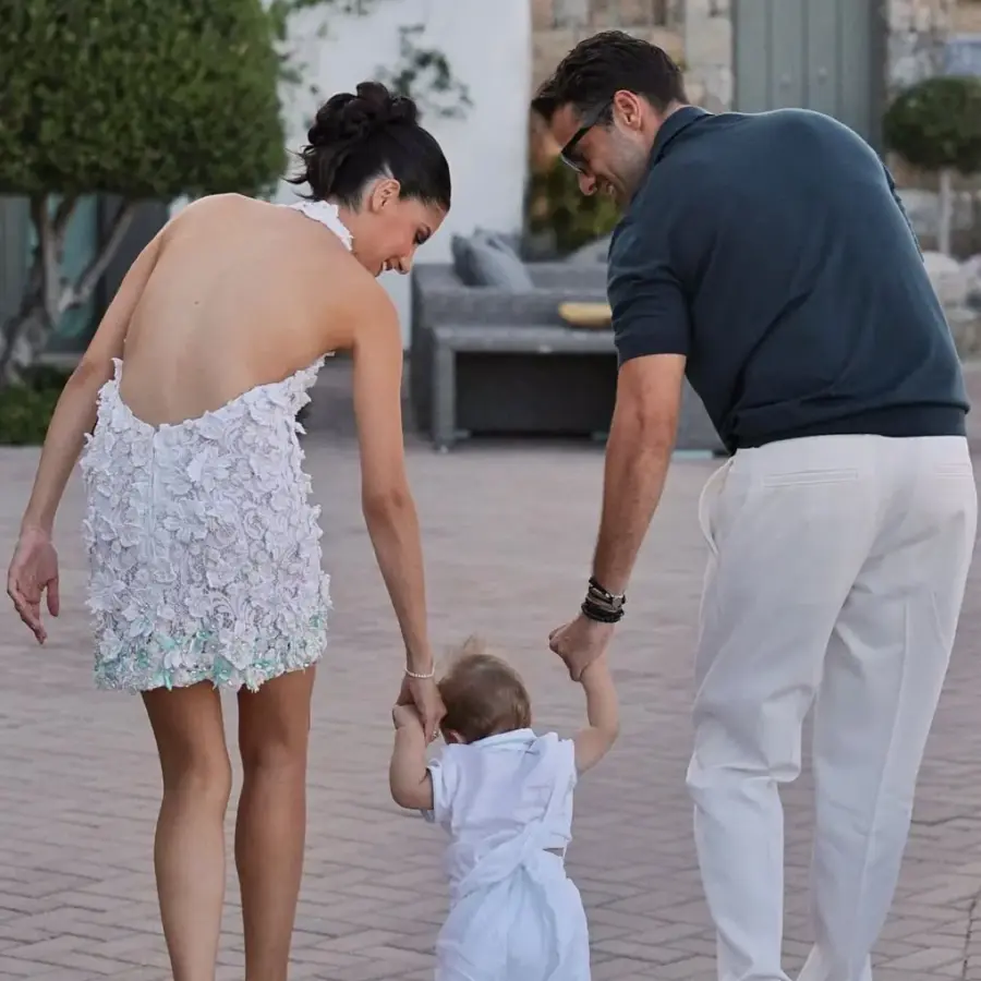 Έγκυος ξανά η Αλεξάνδρα Νίκα – Ανακοίνωσε την δεύτερη εγκυμοσύνη της με τον πιο γλυκό τρόπο!