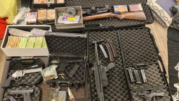 Στη φυλακή δύο μέλη του κυκλώματος με τα λαθραία τσιγάρα - Αύριο απολογούνται ο «Πρόεδρος» και ο «Πούτιν»