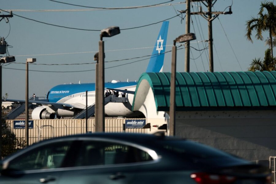 Αεροσκάφος με ισραηλινά σύμβολα