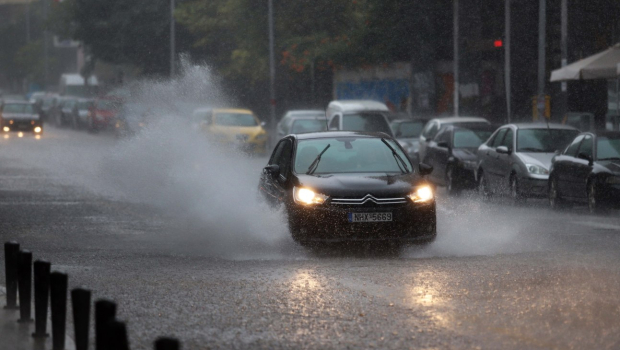 Καιρός: Βροχές και καταιγίδες - Θα ξεκινήσουν από τα δυτικά και τα νότια, θα επεκταθούν και στην υπόλοιπη χώρα