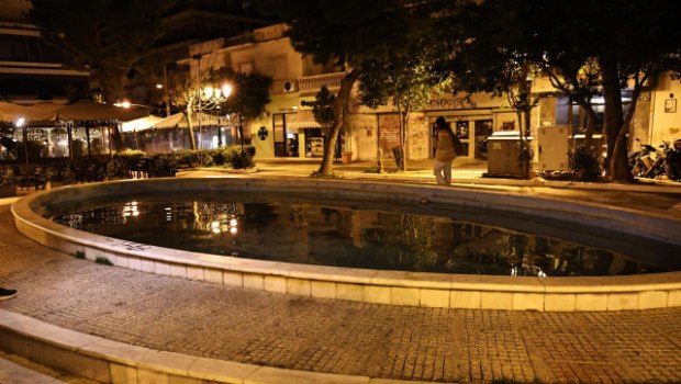 Καλλιθέα: Καλύτερη εικόνα για το κοριτσάκι που έπεσε στο σιντριβάνι - Τι λέει ο πατέρας του για το ατύχημα