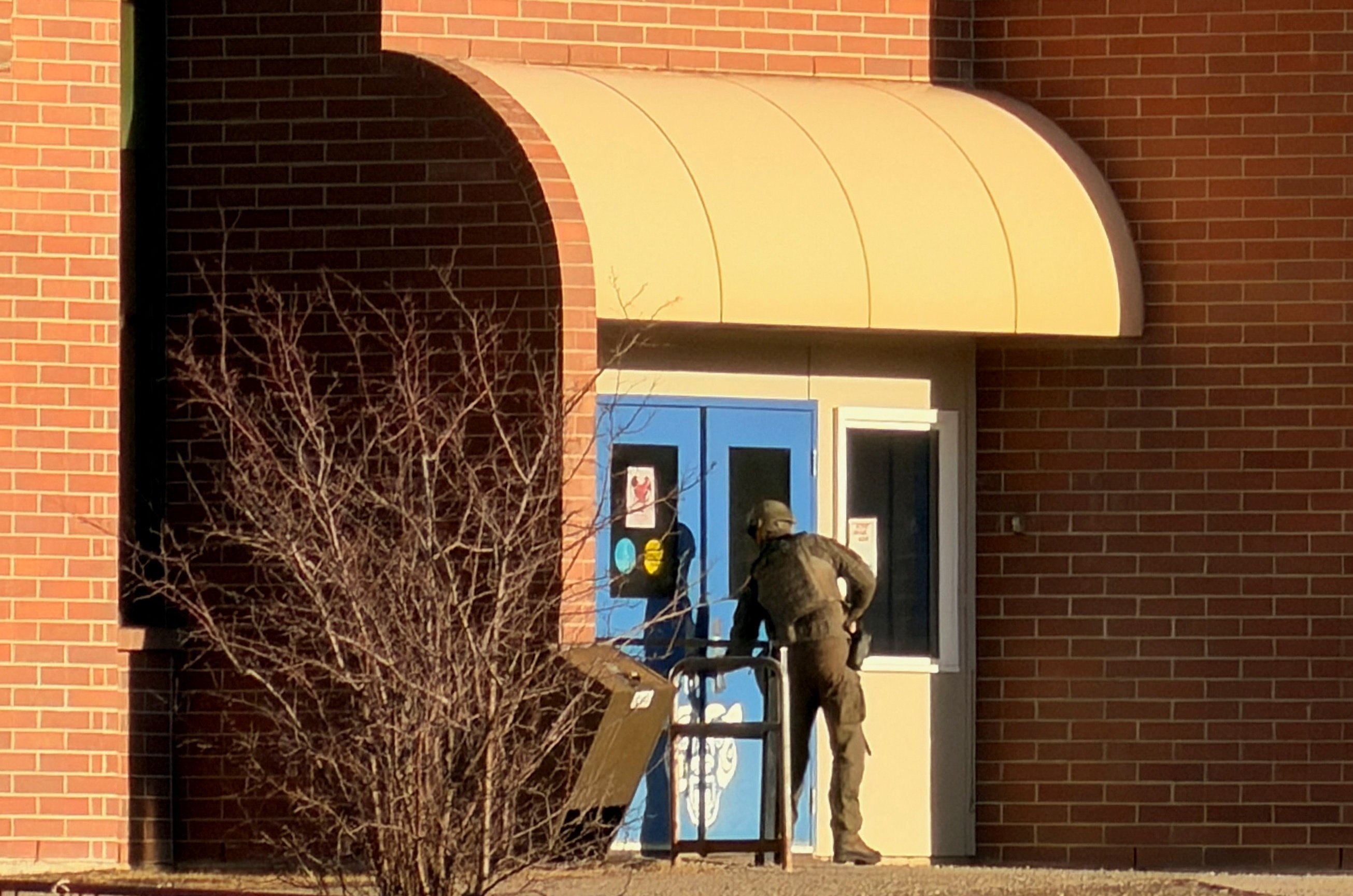 Καναδάς: 18χρονος ο δράστης της επίθεσης – Εννέα οι νεκροί, οι πέντε μαθητές