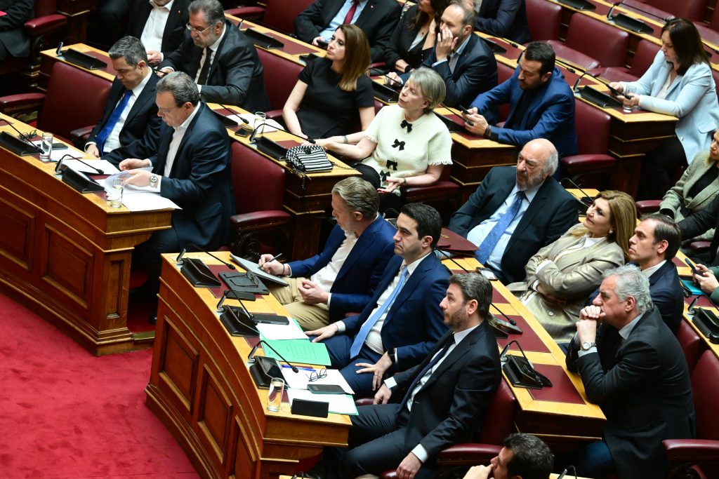 Σύμπλευση ΠΑΣΟΚ, ΣΥΡΙΖΑ και Νέας Αριστεράς – Κοινή πρόταση νόμου για τον πρωτογενή τομέα