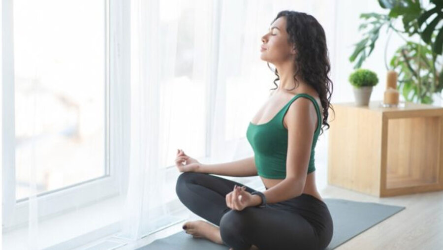 Γιατί είναι σημαντικό να κάνετε διαλογισμό κάθε πρωί που ξυπνάτε