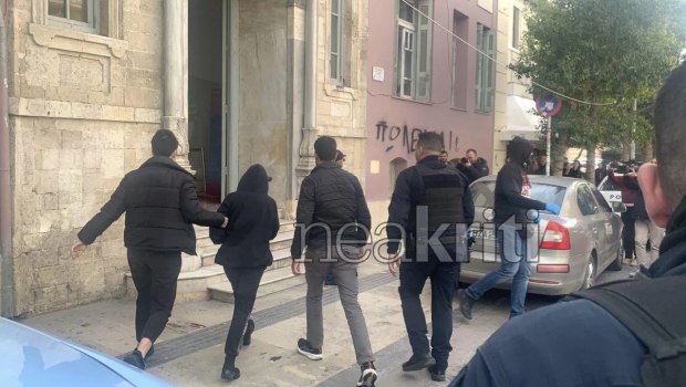 Ηράκλειο: Στον εισαγγελέα οι τρεις συλληφθέντες για τη δολοφονία του 40χρονου - Τον εγκατέλειψαν τραυματία και πέθανε