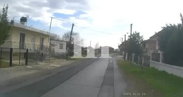 Βίντεο ντοκουμέντα από την σπείρα που «άνοιγε» σπίτια και οχήματα και έκλεβε με την μέθοδο της απασχόλησης