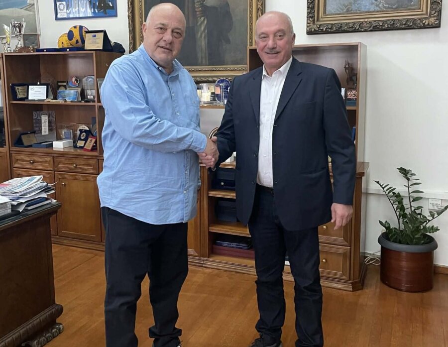 cab09e72-9df7-4cdf-84ae-16e4967ad31a