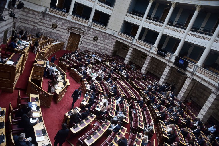 Υπερψηφίστηκε το νομοσχέδιο για τις συλλογικές συμβάσεις