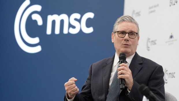 Στάρμερ: Θα αναπτύξει αεροπλανοφόρο στον Βόρειο Ατλαντικό - Η Ευρώπη πρέπει να είναι έτοιμη για πόλεμο, αν χρειαστεί