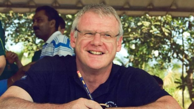 Βρετανία: Δικηγόρος έκλεψε 600.000 λίρες για πορνό, σεξ και αντίκες - Φάρμακο για το Πάρκινσον τον κατέστρεψε