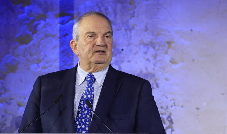 Καραμανλής