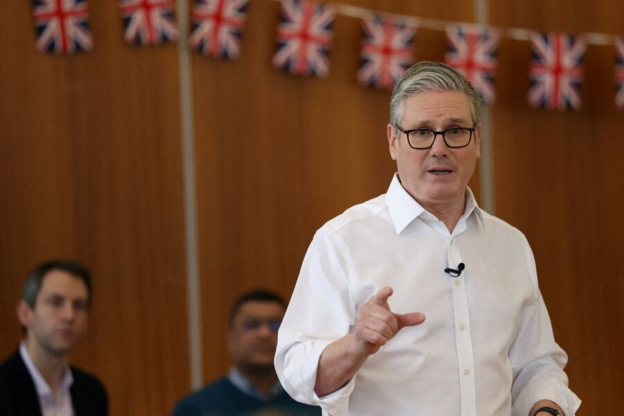 Πώς να ανατρέψετε έναν πρωθυπουργό – Γιατί ο Στάρμερ μπορεί τελικά να γλιτώσει από τους «κυρίους με τα γκρι»