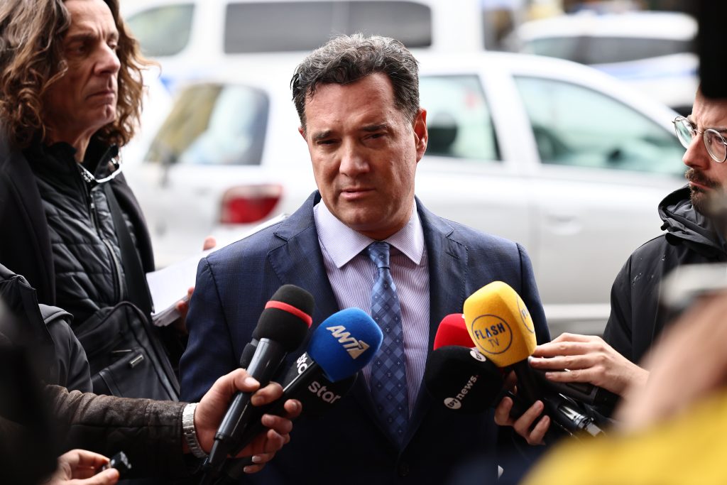 Μήνυση σε βάρος της Ζωής Κωνσταντοπούλου κατέθεσε στην Ευελπίδων ο Άδωνις Γεωργιάδης