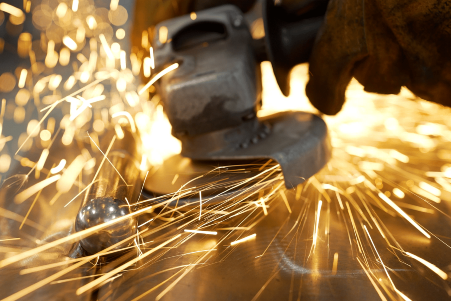 Βιομηχανία: Ράλι 4% στην ελληνική παραγωγή αλλά και δύο φρένα…