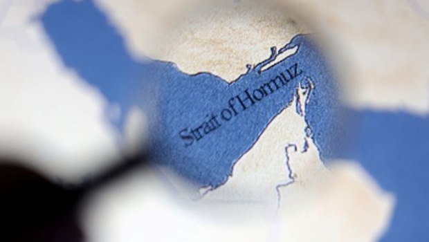 Σε αυξημένη επιφυλακή τα ελληνικά πλοία που πλέουν στα Στενά του Ορμούζ - Το σήμα από το υπουργείο Ναυτιλίας