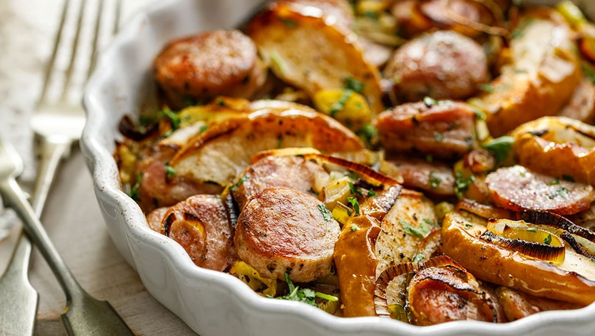 Φρικασέ με λουκάνικα - Γόβα Στιλέτο