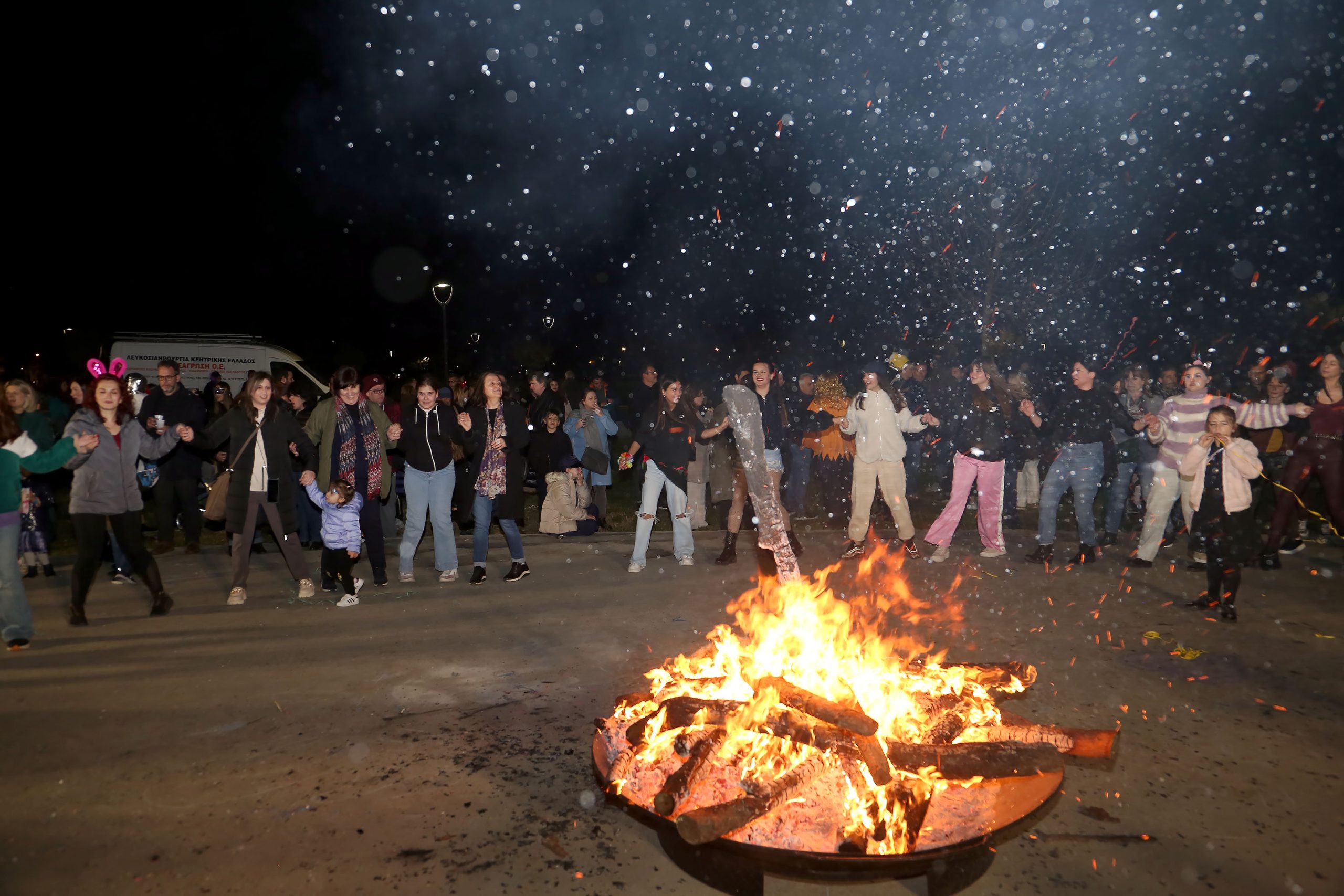 foties-apokrias-dromena-2025-1