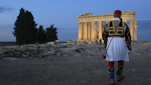 Έρευνα: Τι κάνει περήφανους τους Έλληνες - Γυρίζοντας τον χρόνο πίσω