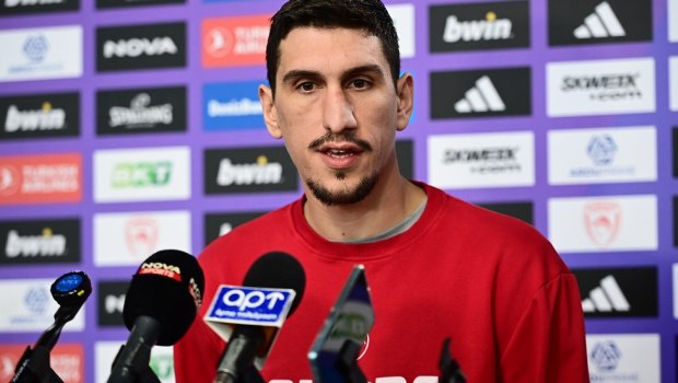 Πρωινό ξύπνημα χωρίς κινητό: Γιατί κάνει τόσο καλό στον εγκέφαλο;