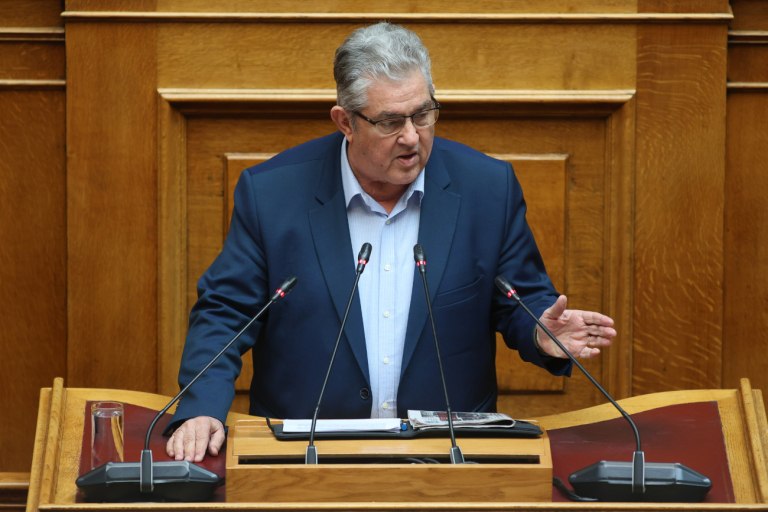 Κουτσούμπας: Από τη μία οι αθάνατοι κι από την άλλη οι εγκληματίες που φτύνει η ανθρωπότητα είναι τα δύο άκρα – Το «καρφί» σε Γεωργιάδη