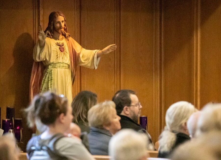 Για πρώτη φορά στο φως τα οστά του Αγίου Φραγκίσκου της Ασίζης