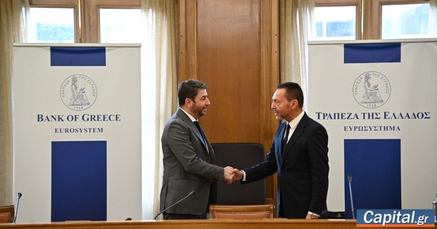 Επίθεση και αποστάσεις ΠΑΣΟΚ από τον Γιάννη Στουρνάρα