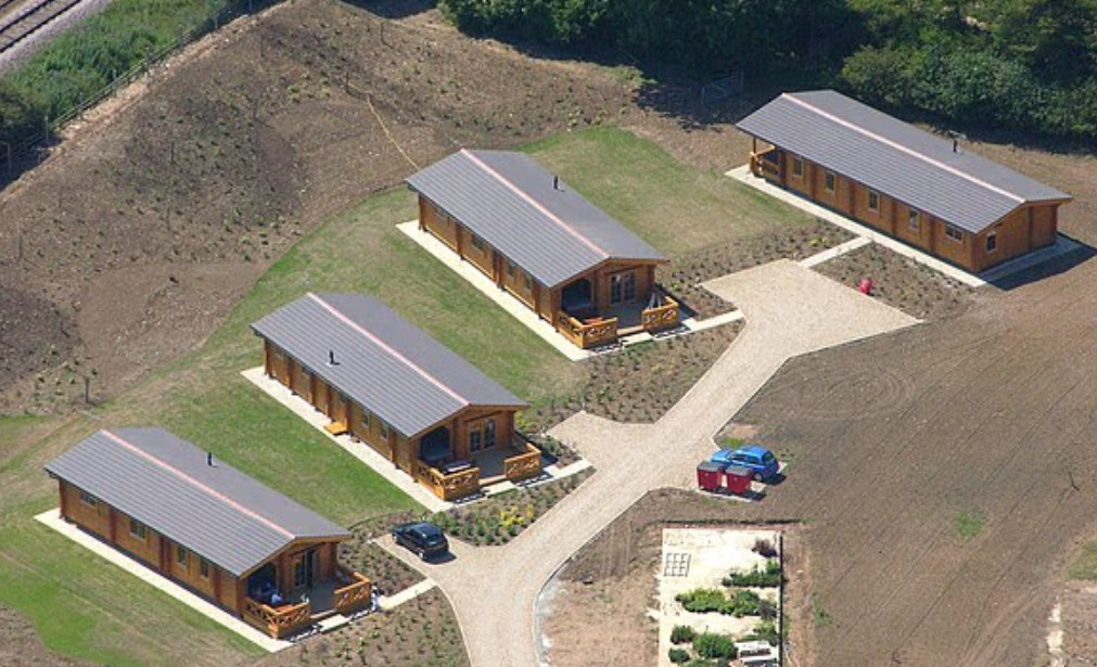 Λιτλ Ίντεν Χόλιντεϊ Παρκ