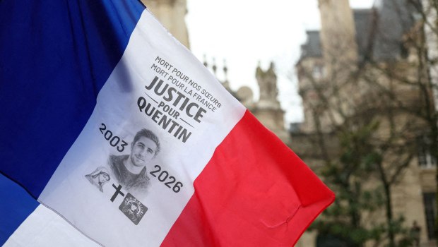 Γαλλία: Η ακροδεξιά αναζητά τον δικό της Τσάρλι Κερκ στη δολοφονία του 23χρουνου εθνικιστή