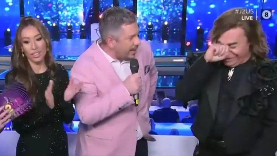 Τρύφωνας Σαμαράς: «Κατέρρευσε» στον αέρα του J2US για τον θάνατο της σκυλίτσας του - «Δεν μπορώ...»