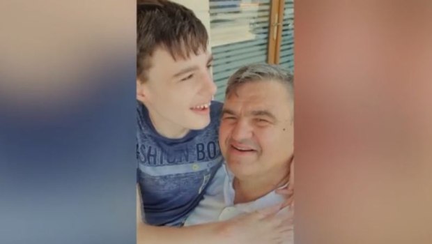 Αρνήθηκαν την μετάθεση σε πατέρα παιδιού με βαρύ αυτισμό - Δουλεύει 507 χλμ. μακριά από το σπίτι του