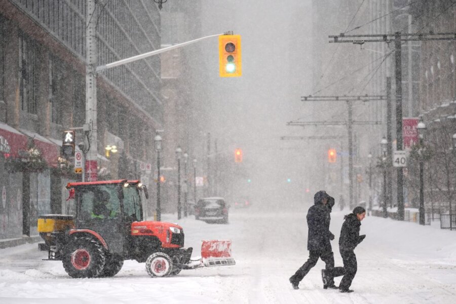 Χιονοθύελλα σε πόλη
