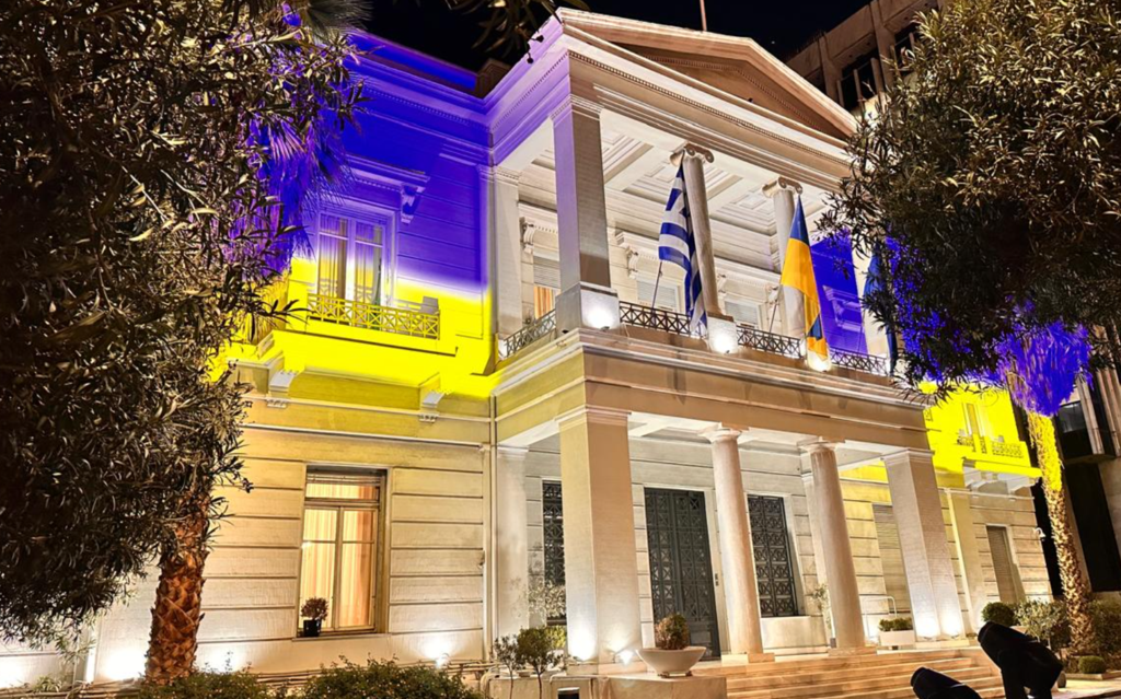 Υπουργείο Εξωτερικών φωτισμένο