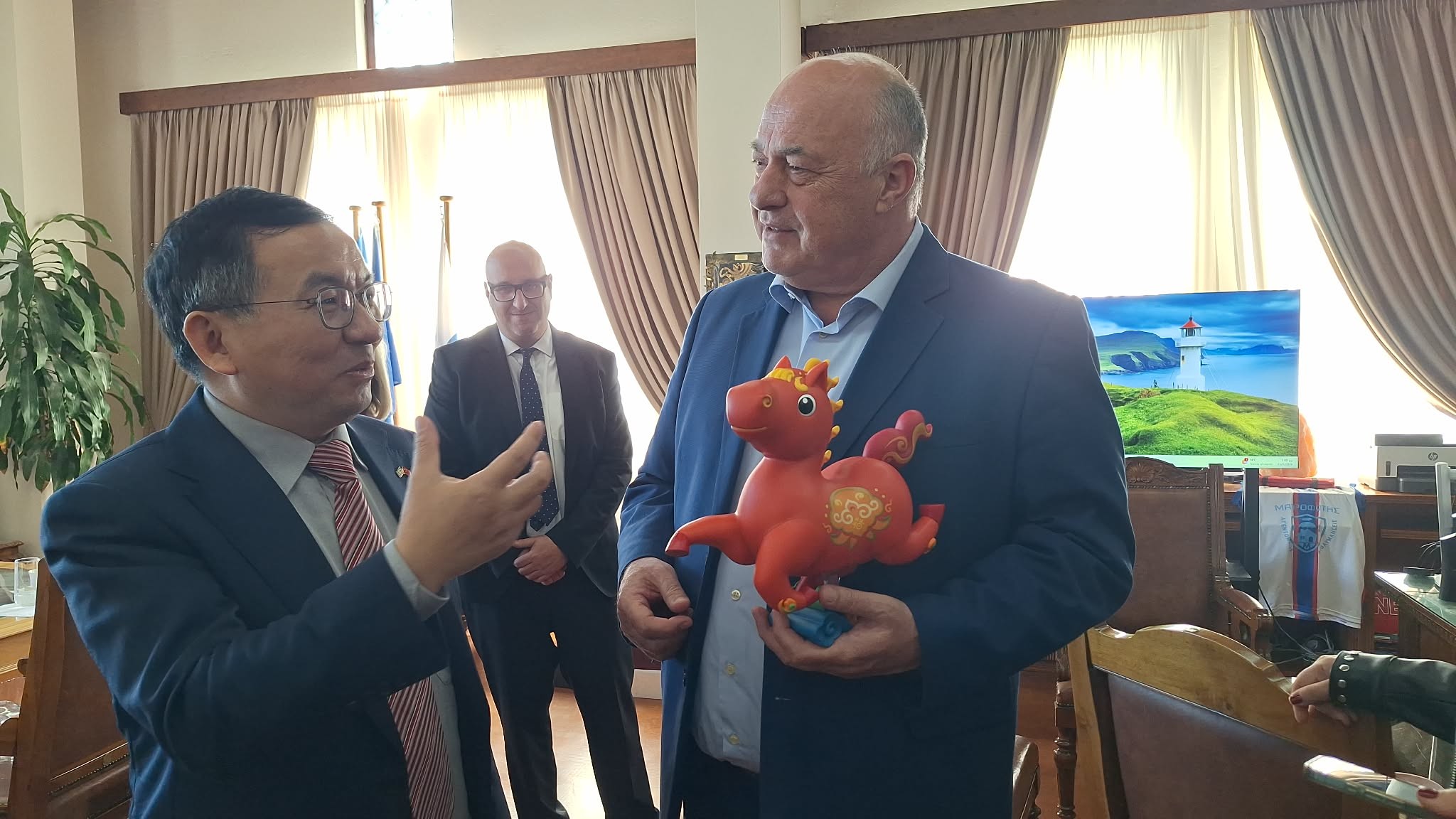 19b1c744-dd2b-4fc8-83e2-0348cfe62428