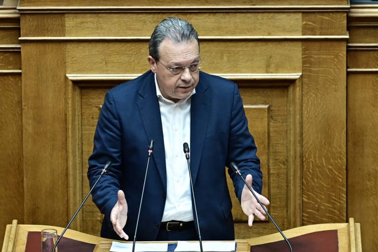 Φάμελλος: Προσβλητική η αφωνία Μητσοτάκη για τις υποκλοπές - «Κράτος επιτελικό στη συγκάλυψη»