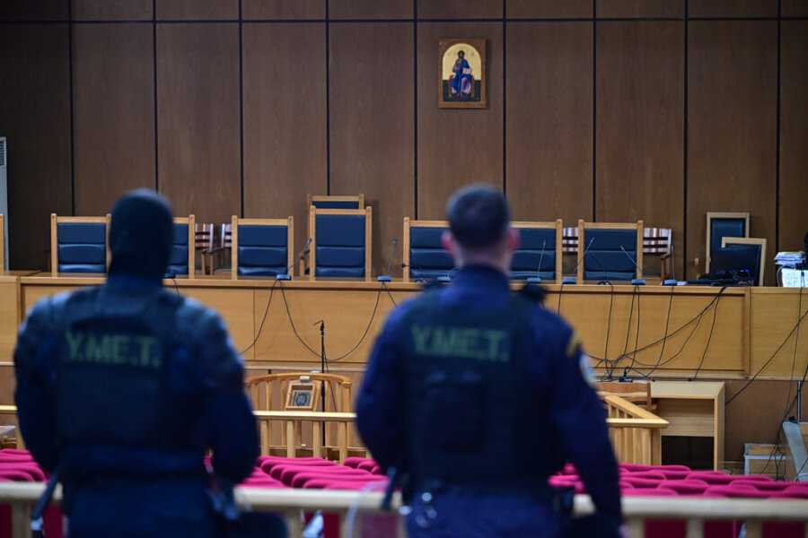 Υπόθεση υποκλοπών: Πέντε «βόμβες» και μία τεράστια απουσία