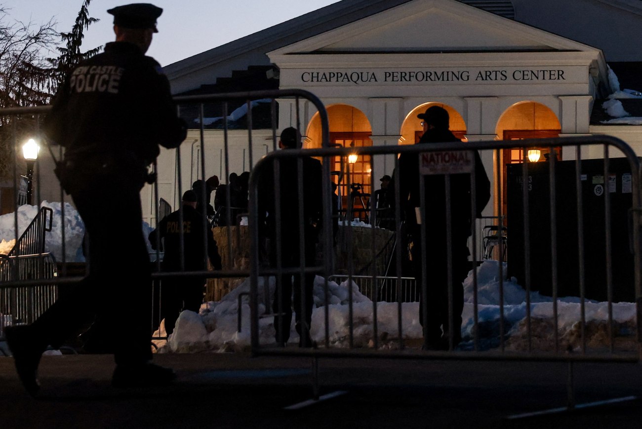 ΗΠΑ: Ο Μπιλ Κλίντον στο Κογκρέσο για τον Έπσταϊν - «Λάθος πρόεδρος» καταθέτει λένε οι Δημοκρατικοί