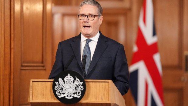 Η Βρετανία δεν θα συμμετέχει σε επιθέσεις κατά του Ιράν