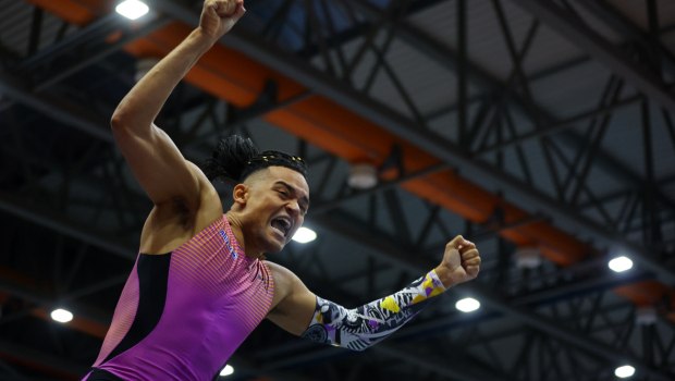 Έτοιμος για ψηλότερες πτήσεις ο Καραλής: «Κάποια στιγμή ίσως δείτε κάτι μεγαλύτερο, στο μυαλό μου το παγκόσμιο ρεκόρ» (vid)