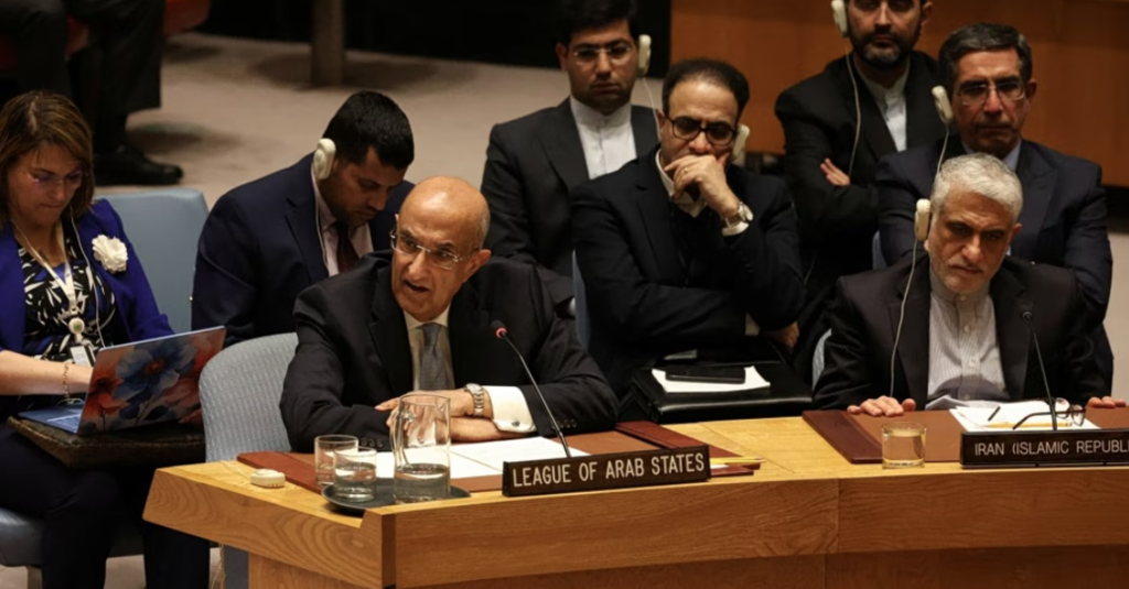 Υψηλοί τόνοι σε διάλογο του πρέσβη των ΗΠΑ με τον Ιρανό στον ΟΗΕ: «Να είστε ευγενής» – «Το καθεστώς σας σκοτώνει χιλιάδες»