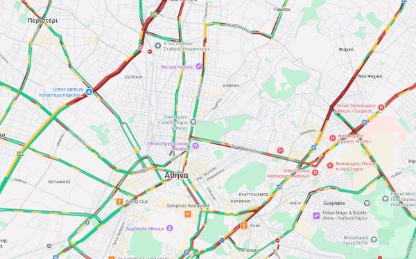 Κίνηση: Στο «κόκκινο» ο Κηφισός - Πού αλλού υπάρχουν προβλήματα