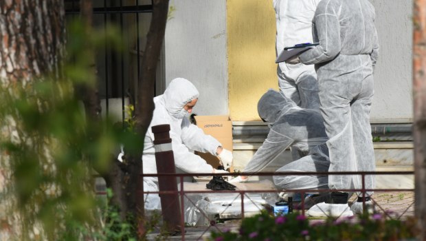 Χαλάνδρι: Ελεγχόμενη έκρηξη έξω από το ρωσικό προξενείο