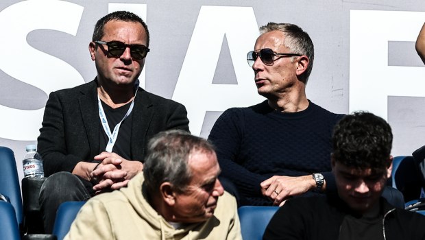 «Stammtisch» διατηρεί τις φιλίες δυνατές — ακόμη κι όταν η ζωή είναι γεμάτη υποχρεώσεις